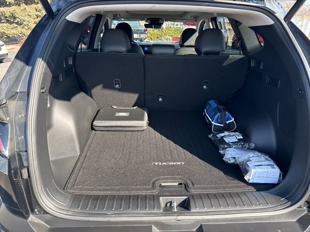 Certified 2025 Hyundai Tucson Limited AWD/4WD image 46