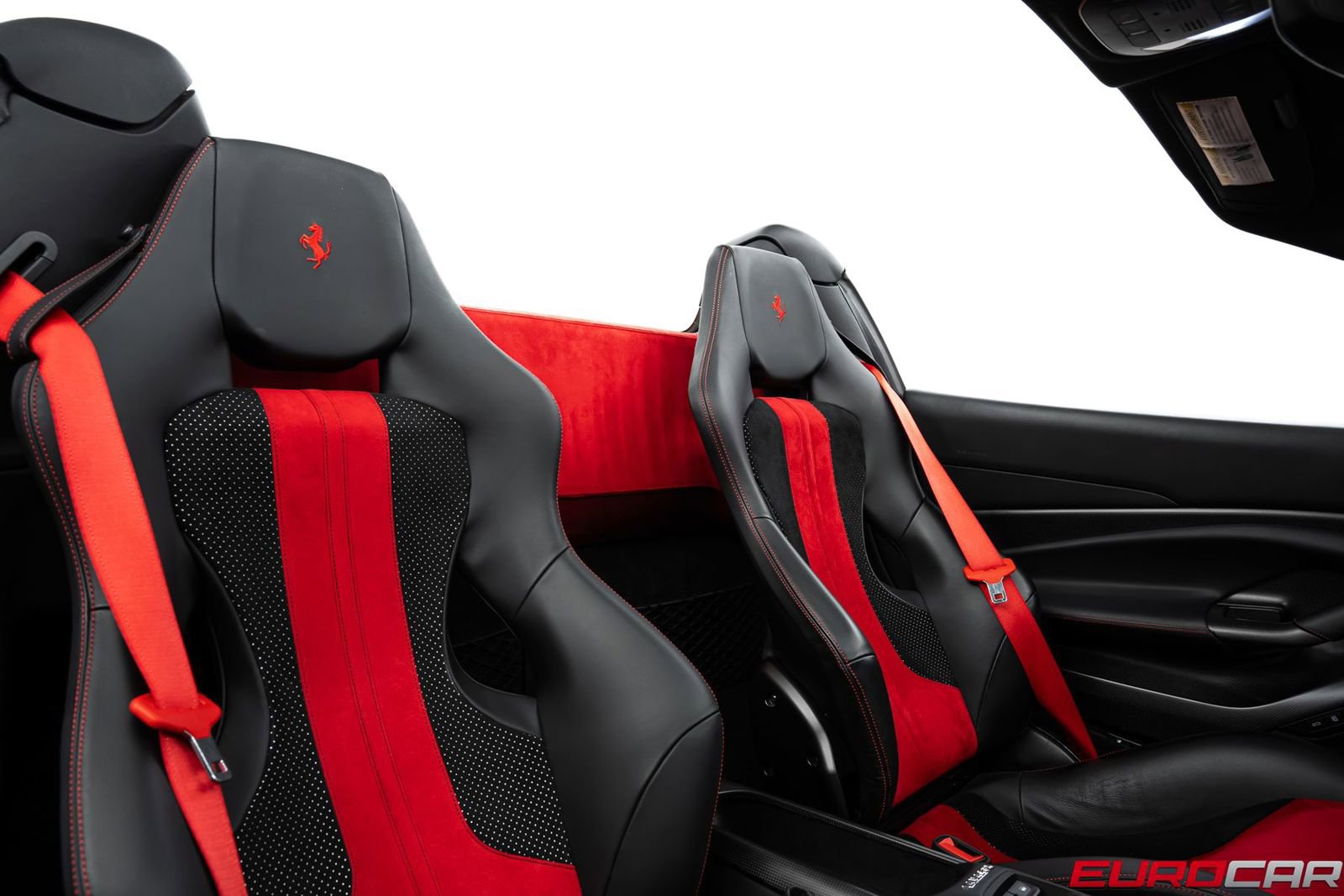 Used 2022 Ferrari F8 Tributo RWD image 50