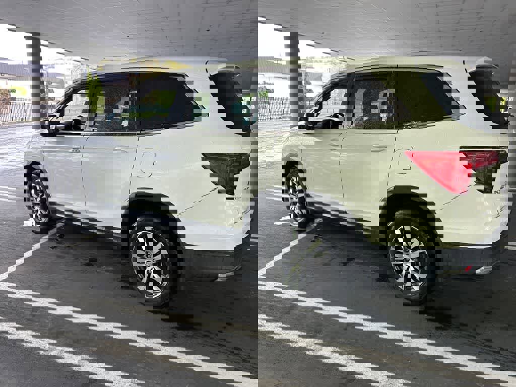 Used 2017 Honda Pilot EX image 21