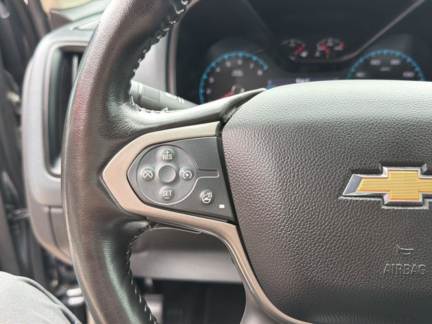 Used 2019 Chevrolet Colorado Z71 RWD image 32