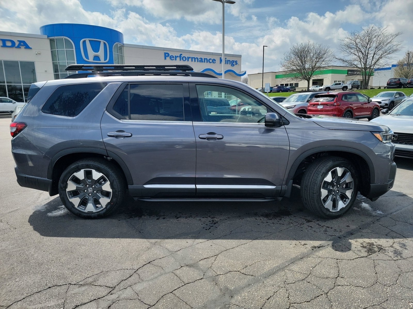 New 2026 Honda Pilot Touring image 11