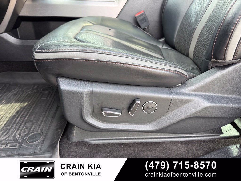Used 2018 Ford F150 Platinum w/ Equipment Group 701A Luxury AWD/4WD image 11