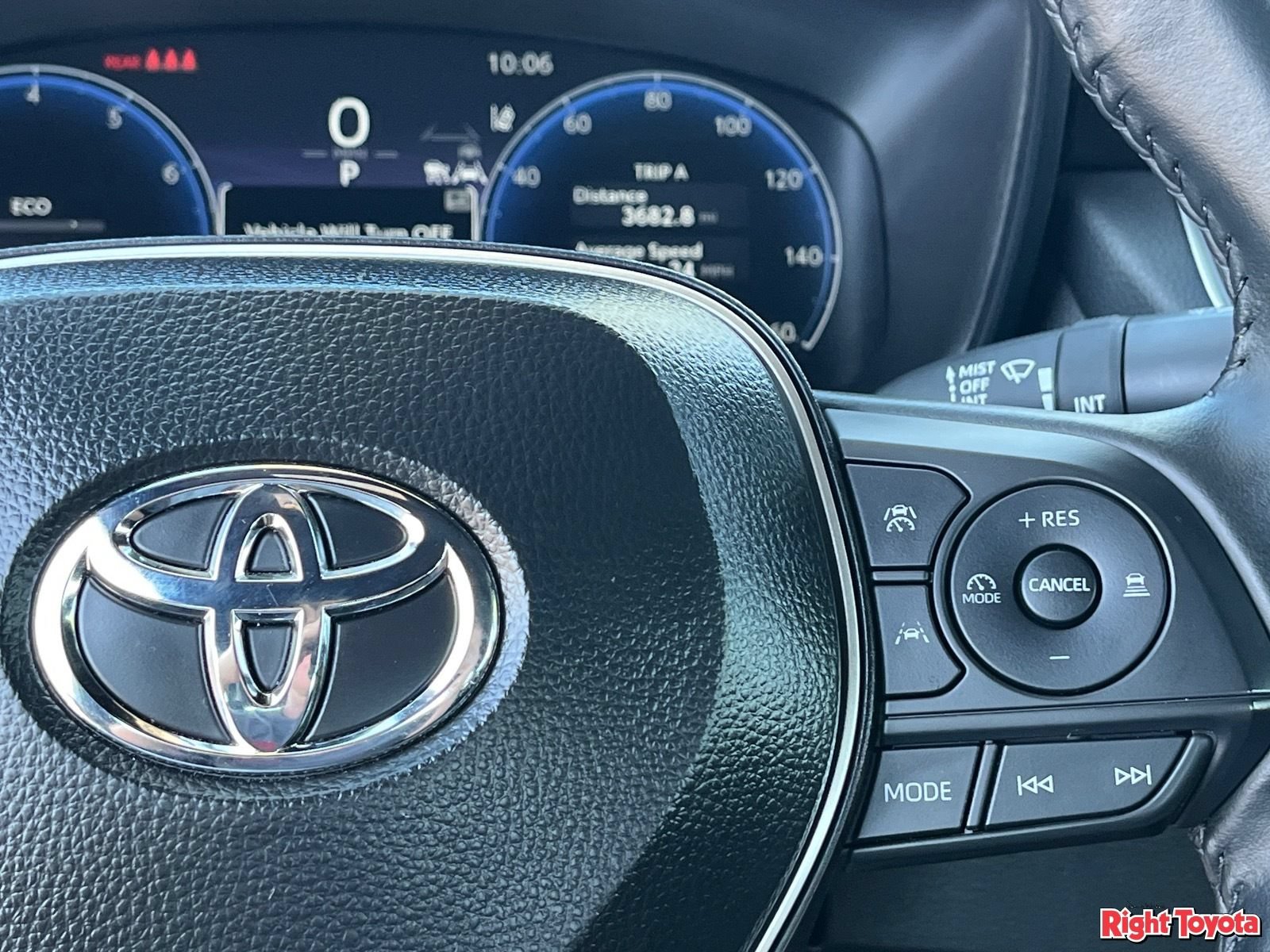 Certified 2026 Toyota Corolla SE w/ SE Package FWD image 24