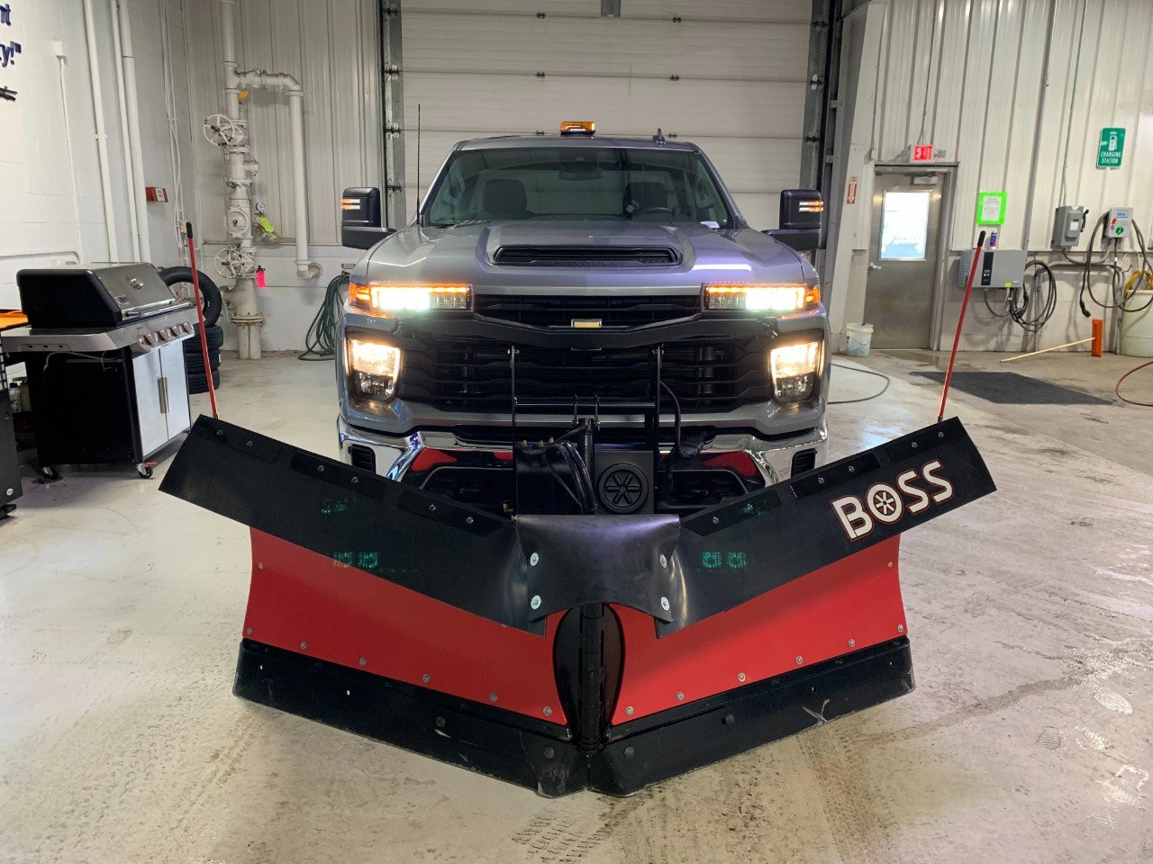 Used 2025 Chevrolet Silverado 3500 W/T w/ Z71 Off-Road Package image 7