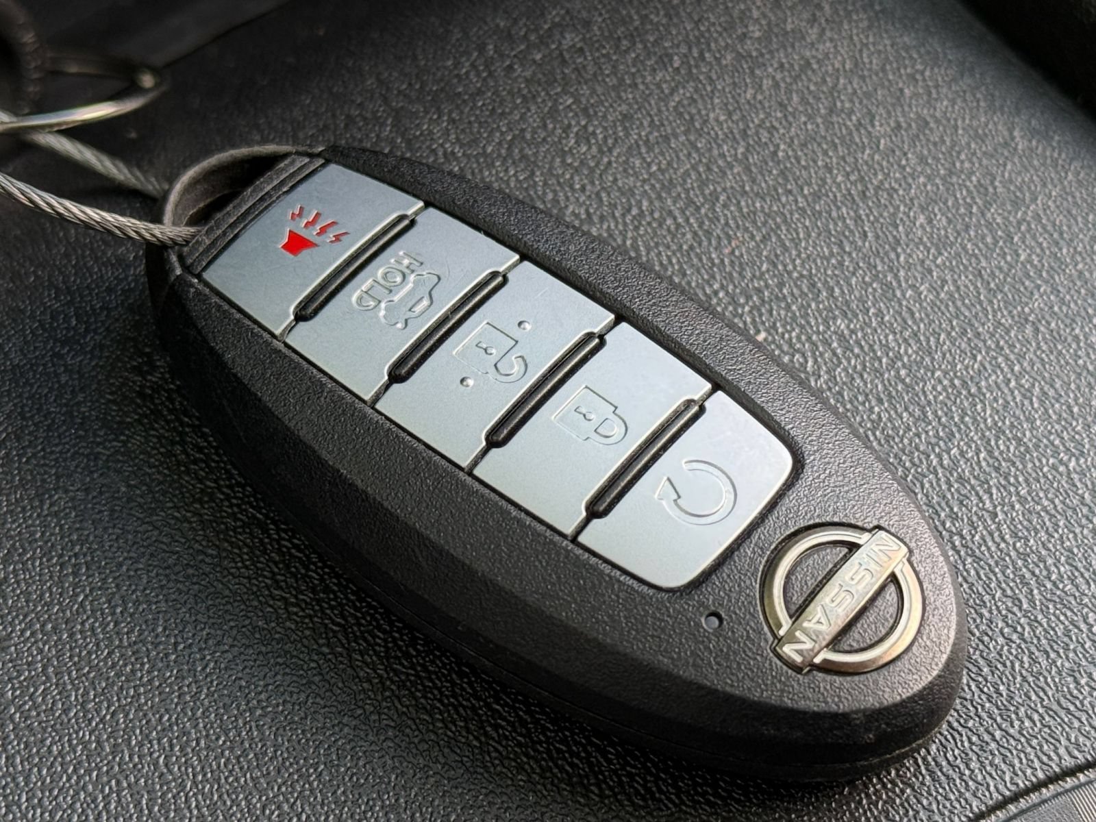 Used 2025 Nissan Altima 2.5 SV FWD image 25