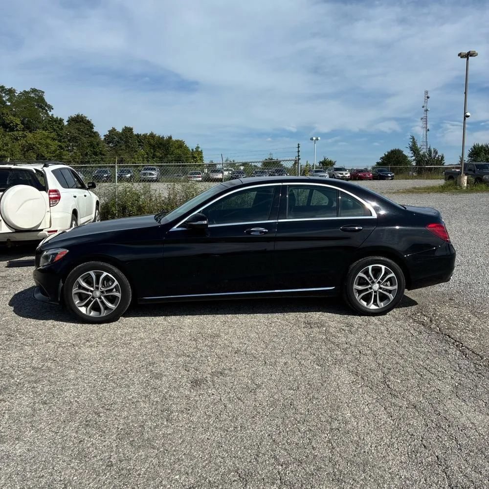 Used 2015 Mercedes-Benz C 300 4MATIC Sedan image 3
