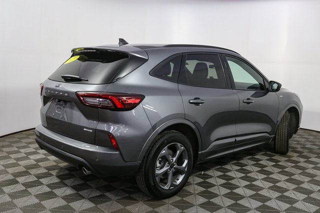 Used 2023 Ford Escape ST-Line w/ Tech Pack #1 image 13