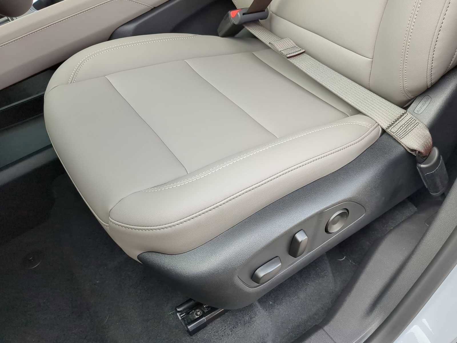 New 2026 GMC Acadia Elevation w/ Elevation Premium Package image 13