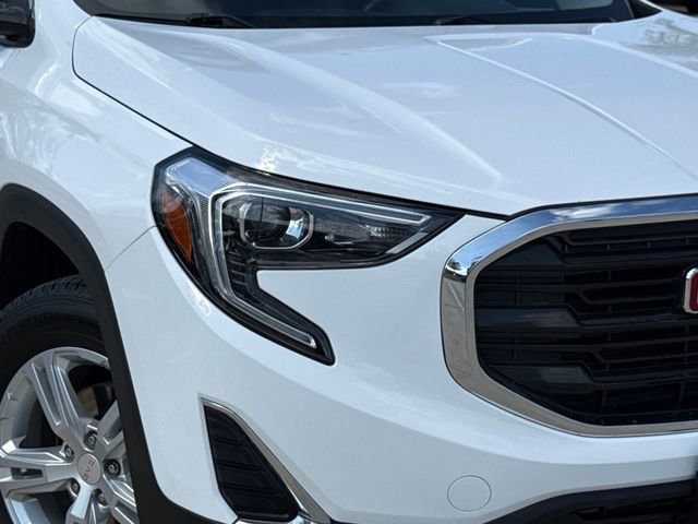 Used 2020 GMC Terrain SLE w/ Driver Convenience Package AWD/4WD image 3