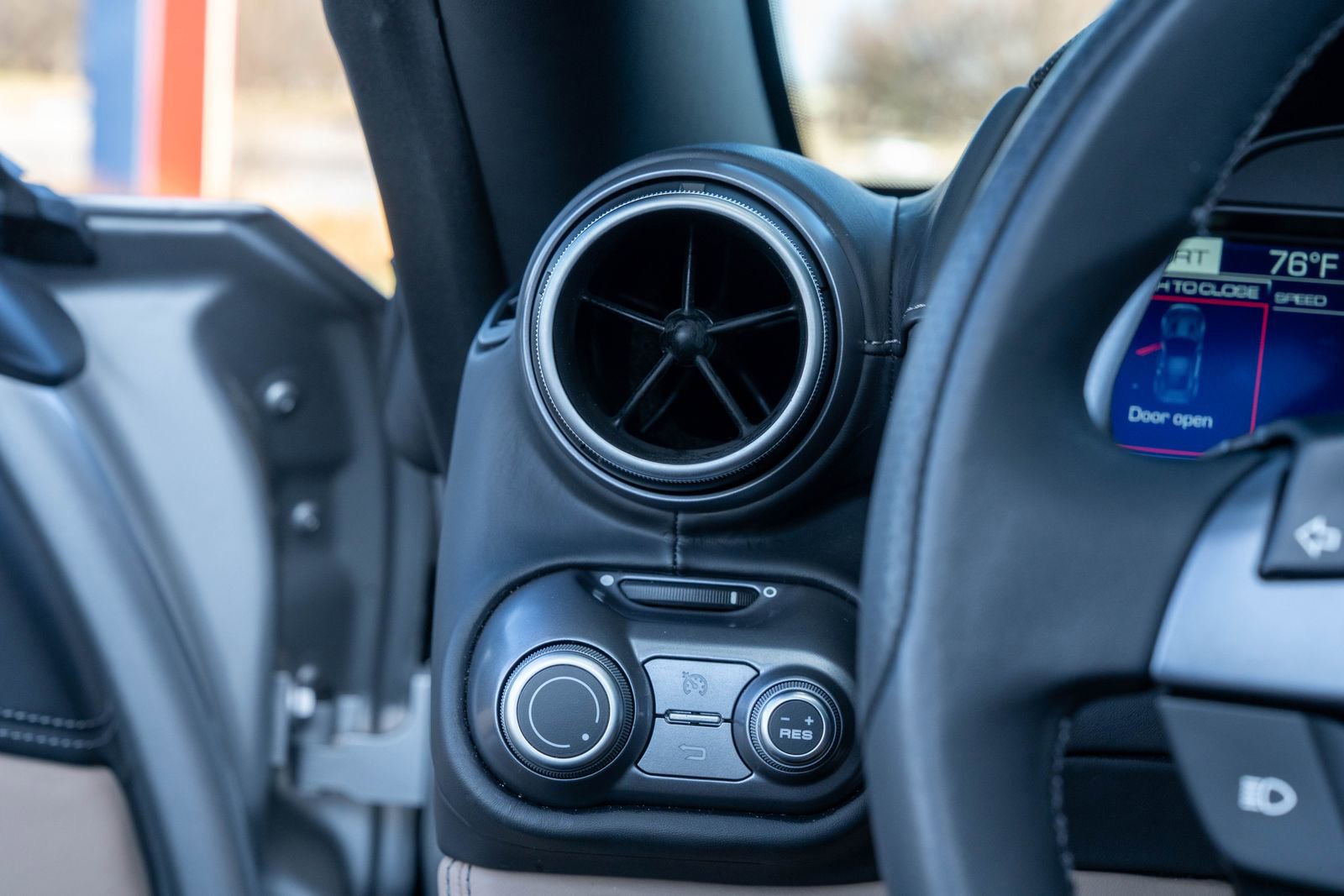 Used 2019 Ferrari Portofino image 34