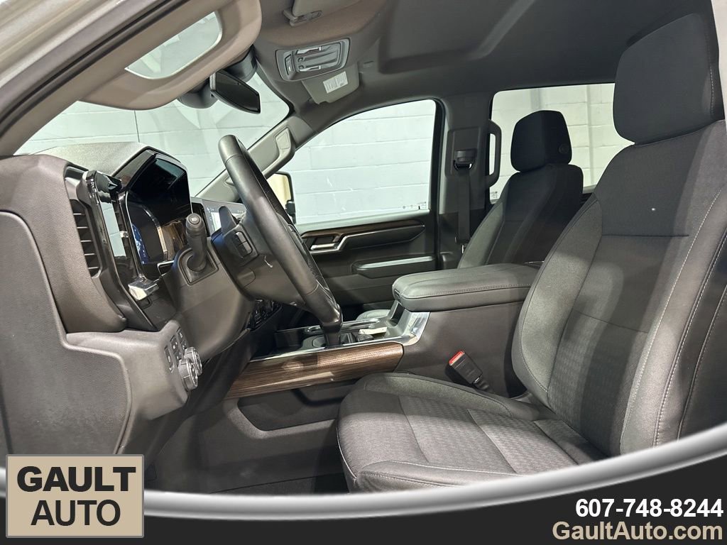 Used 2023 Chevrolet Silverado 1500 LT Trail Boss w/ Protection Package image 13