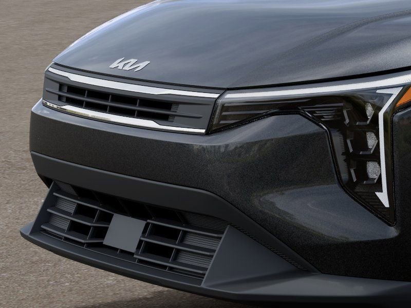 New 2026 Kia K4 LXS image 13