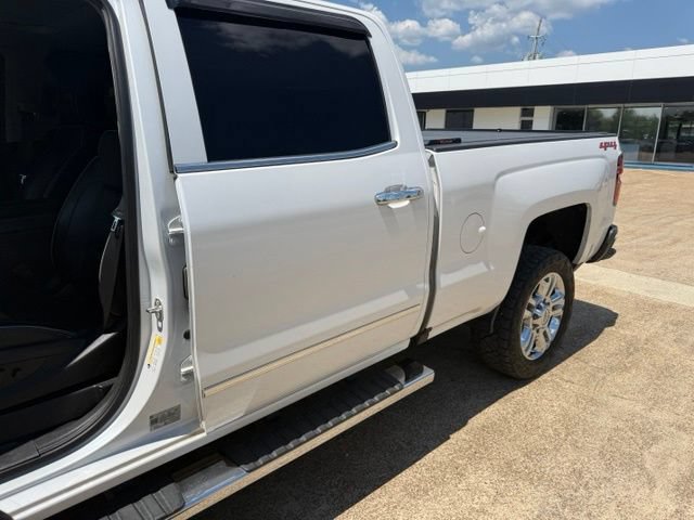 Used 2019 Chevrolet Silverado 2500 High Country w/ Duramax Plus Package AWD/4WD image 17