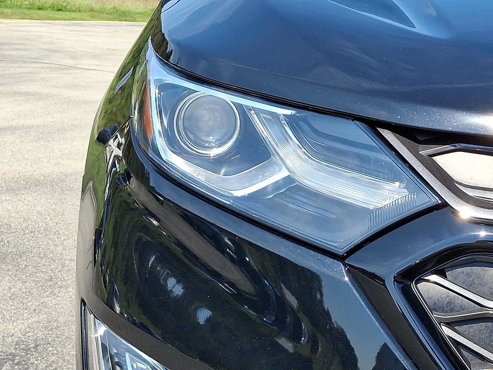 Used 2019 Chevrolet Equinox LT AWD/4WD image 9