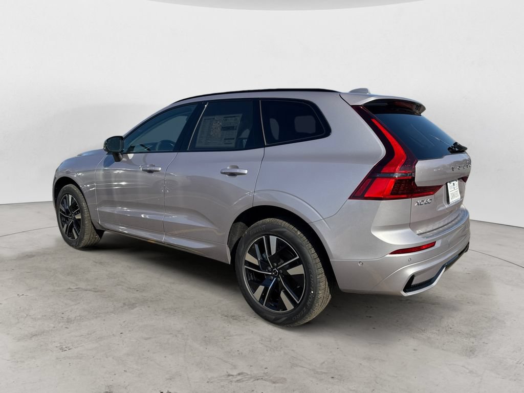 New 2026 Volvo XC60 B5 Plus w/ Protection Package Premier AWD/4WD image 4
