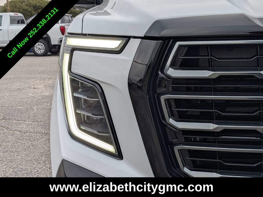 New 2026 GMC Yukon XL AT4 w/ AT4 Premium Package image 10