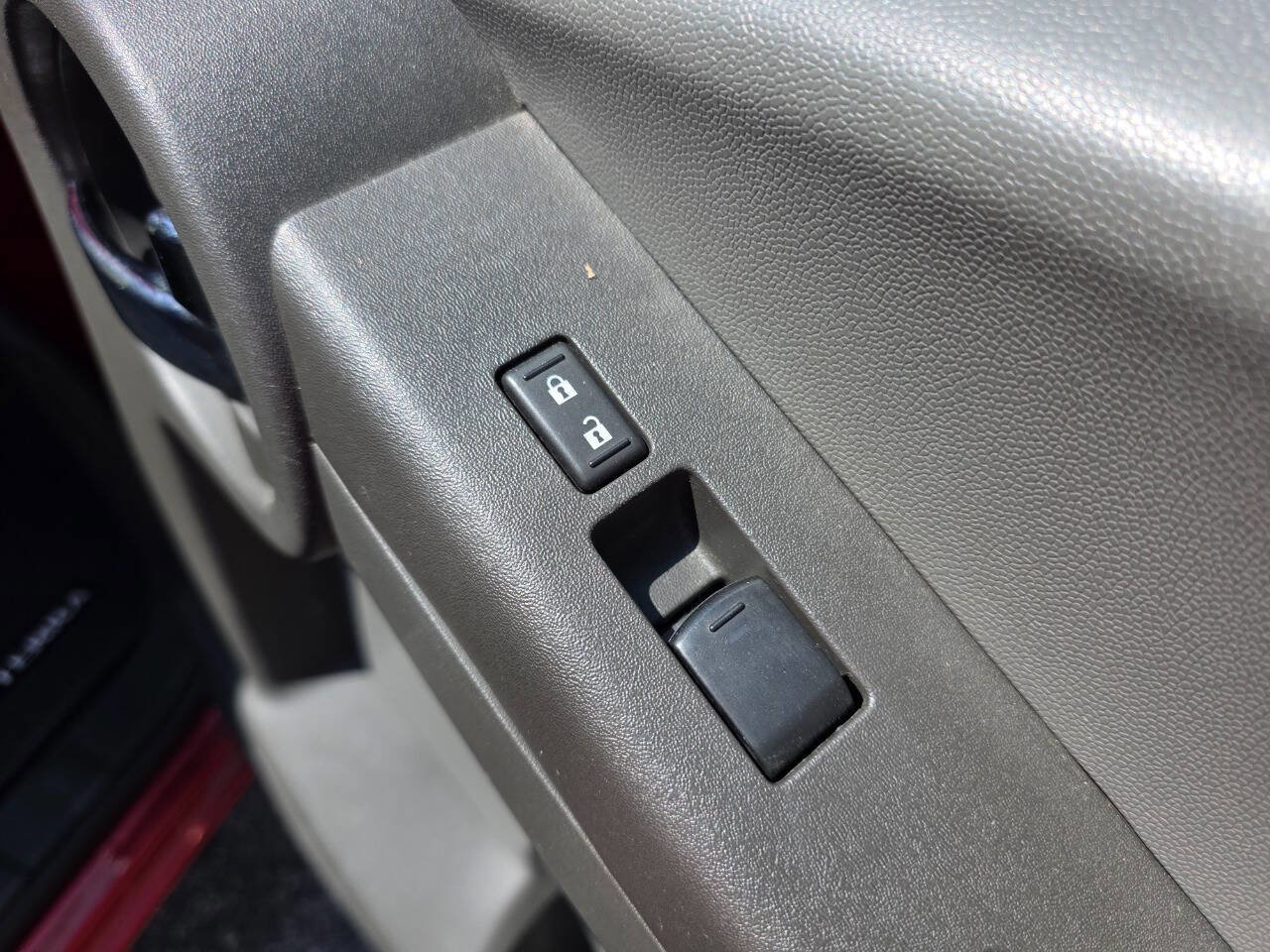 Used 2014 Nissan Xterra S AWD/4WD image 27