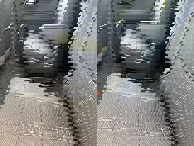 New 2026 Chevrolet Suburban High Country image 37