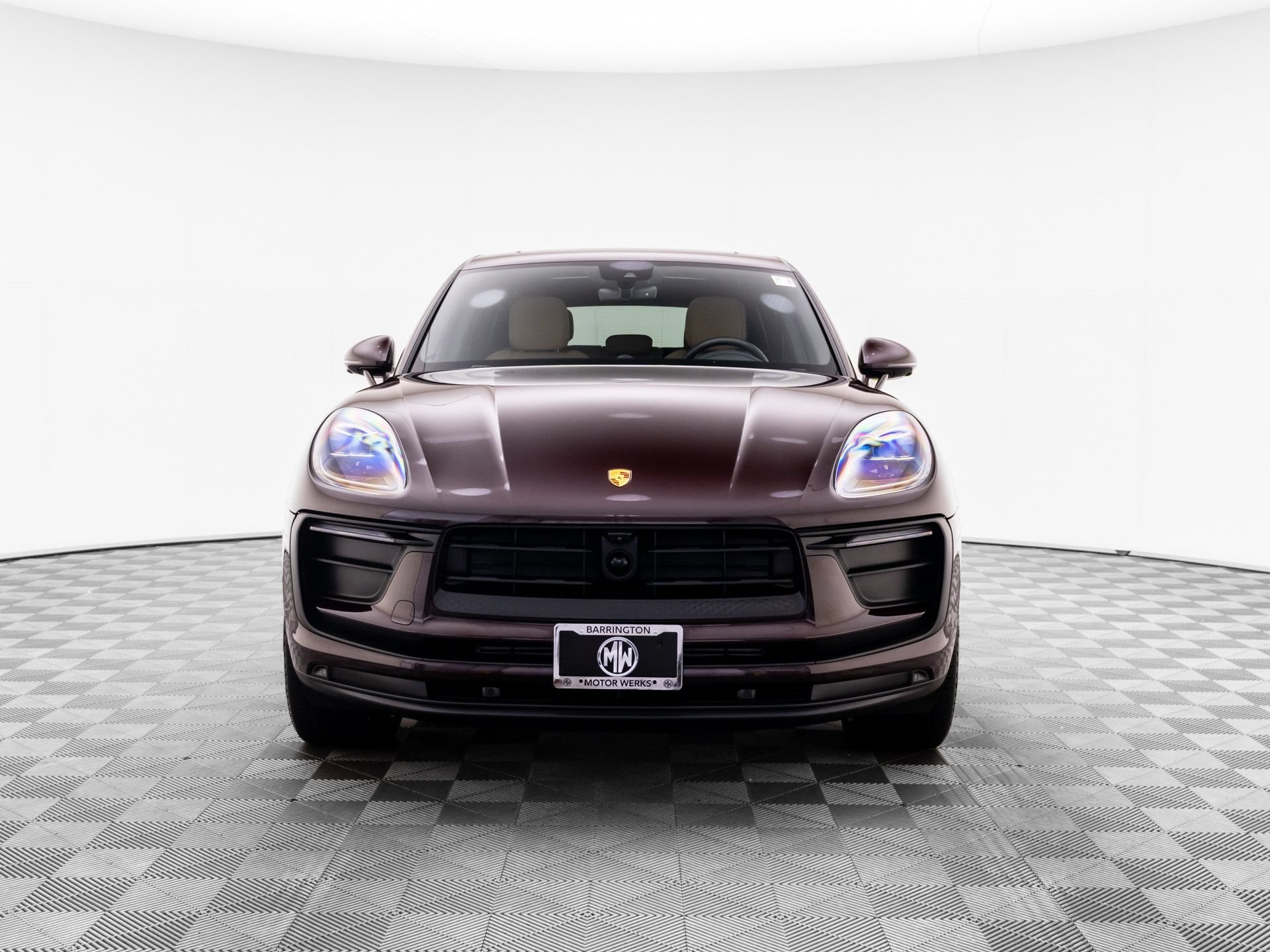Certified 2026 Porsche Macan AWD/4WD image 9