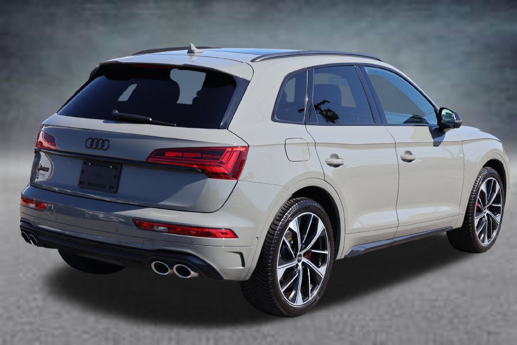 Used 2021 Audi SQ5 Prestige w/ Prestige Package AWD/4WD image 3