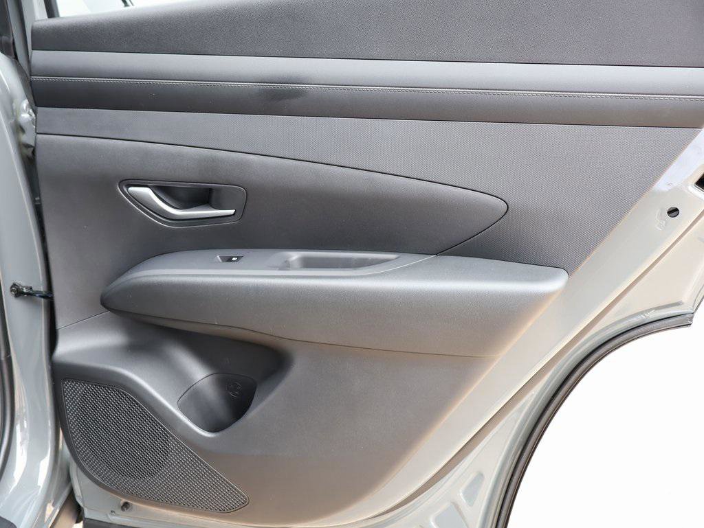 New 2026 Hyundai Tucson SEL image 12