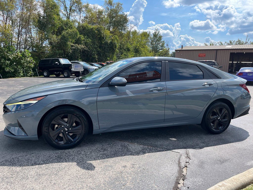 Used 2021 Hyundai Elantra SEL FWD image 6