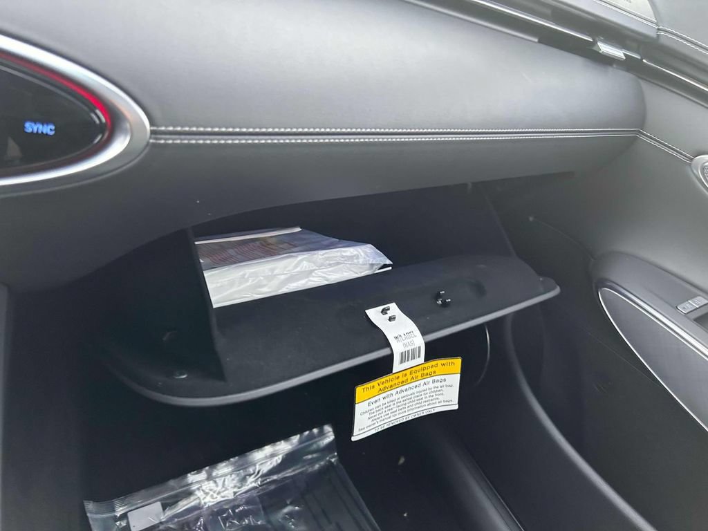 New 2025 Genesis Electrified GV70 w/ Prestige Package AWD/4WD image 22