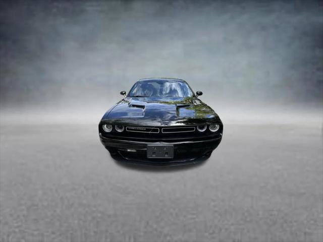 Certified 2023 Dodge Challenger SXT RWD image 2