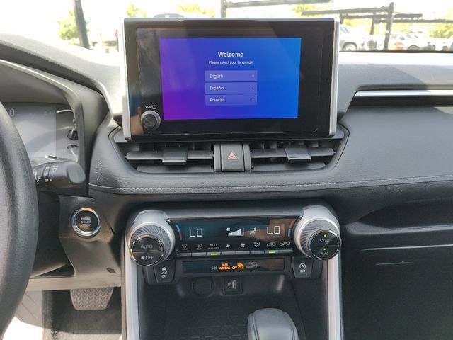 Used 2024 Toyota RAV4 XLE image 17