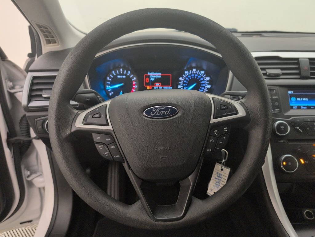 Used 2016 Ford Fusion SE image 36