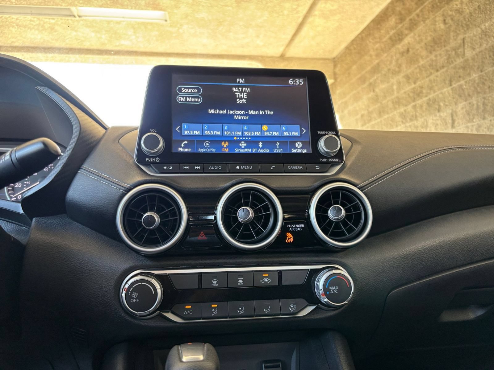 Used 2025 Nissan Sentra SV FWD image 20
