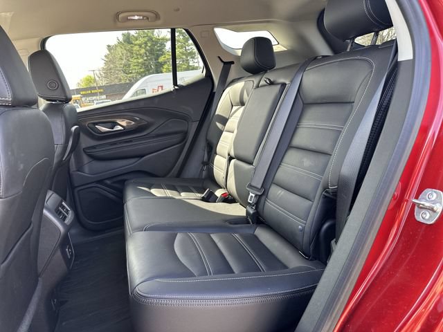 Used 2024 GMC Terrain Denali w/ LPO, Floor Liner Package AWD/4WD image 26