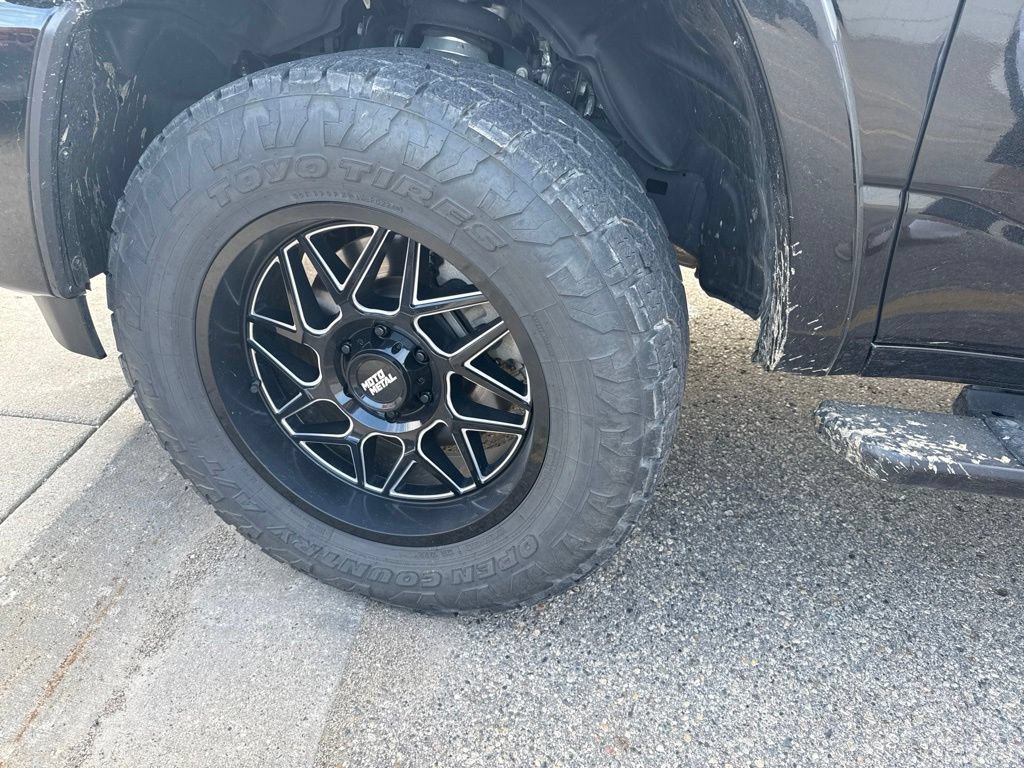 Used 2025 RAM 1500 Big Horn AWD/4WD image 13