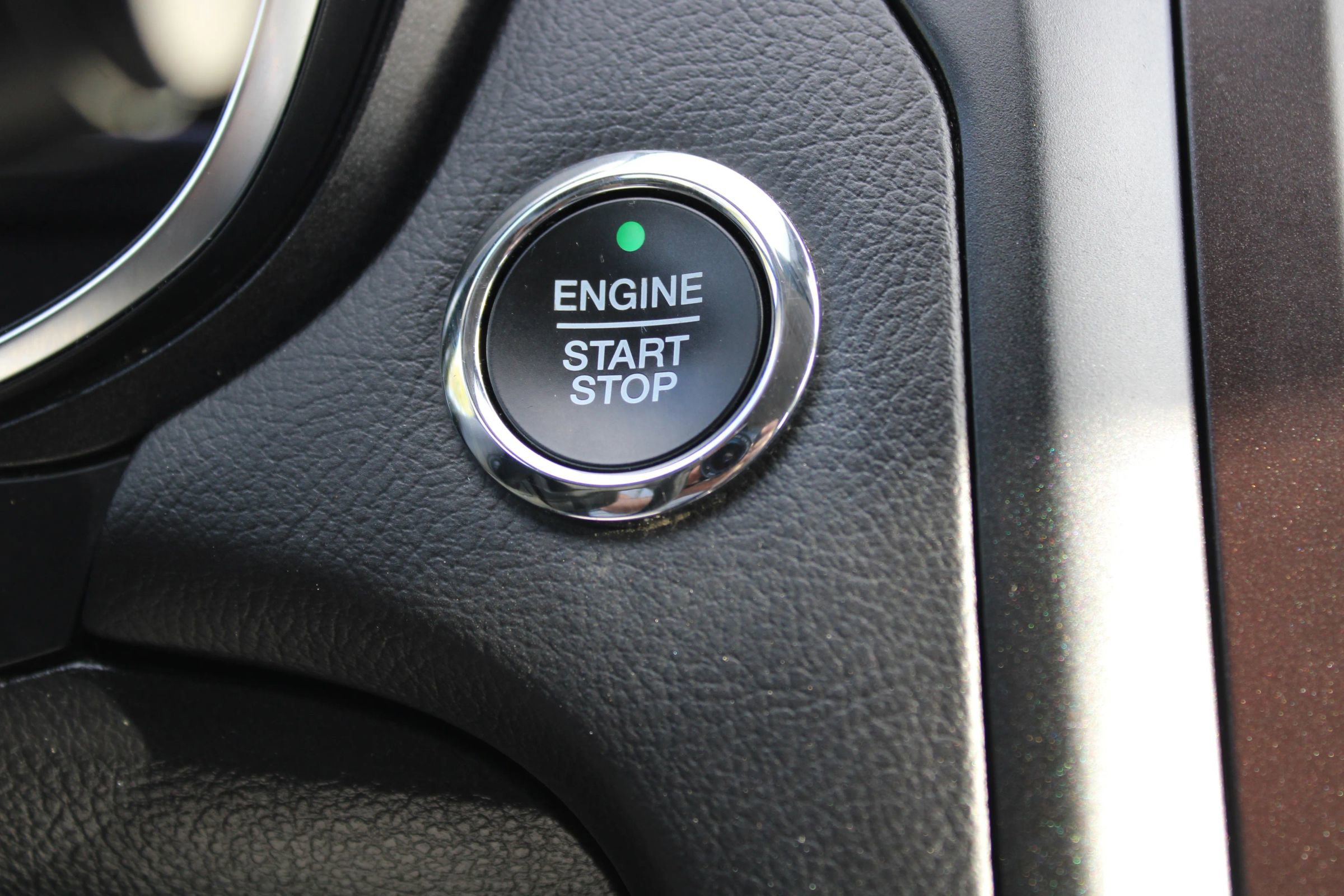 Used 2020 Ford Fusion Titanium image 15