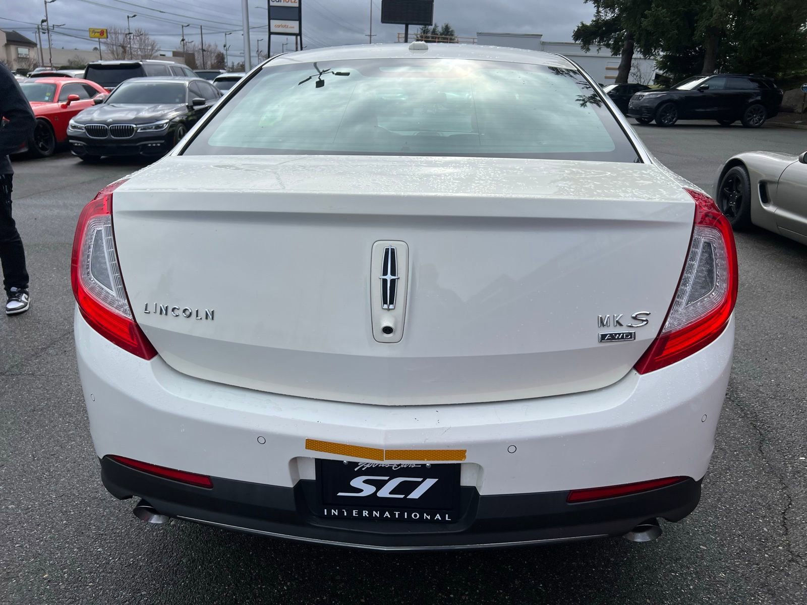 Used 2013 Lincoln MKS AWD image 6