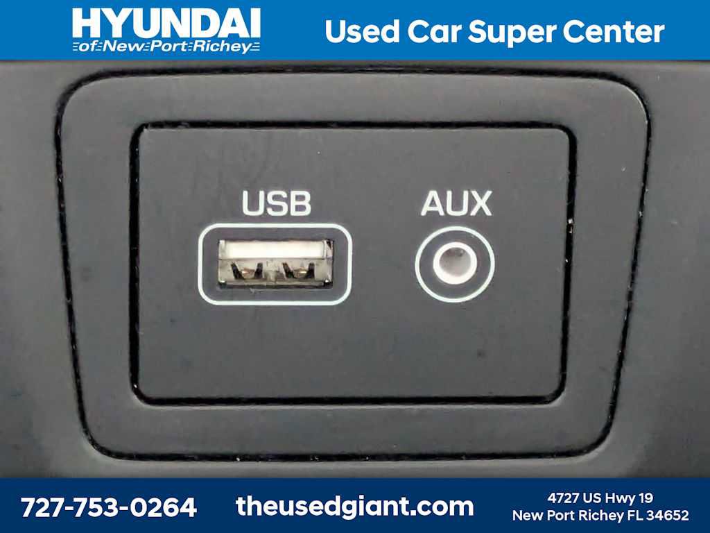 Used 2019 Hyundai Santa Fe XL FWD image 33