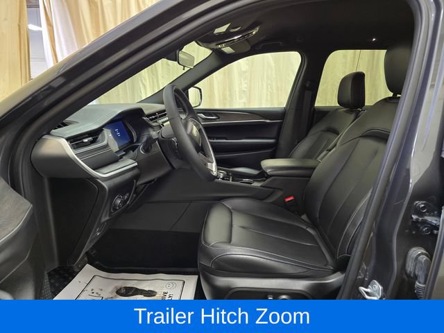 Used 2025 Jeep Grand Cherokee Limited w/ Trailer Tow Package AWD/4WD image 15