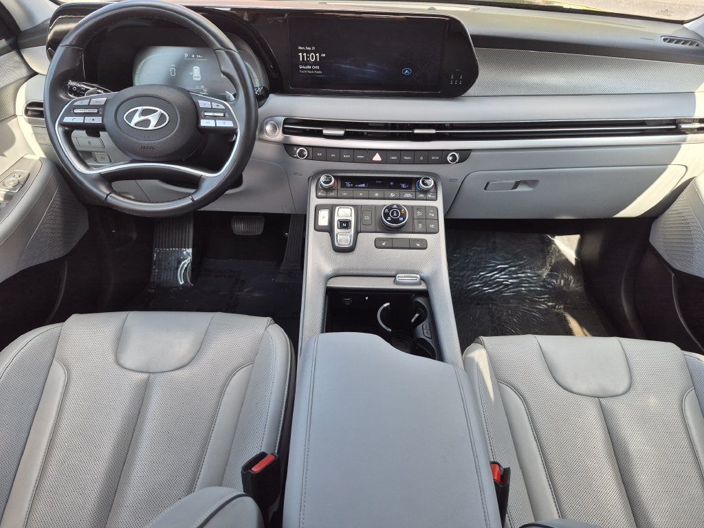 Used 2025 Hyundai Palisade SEL AWD/4WD image 14