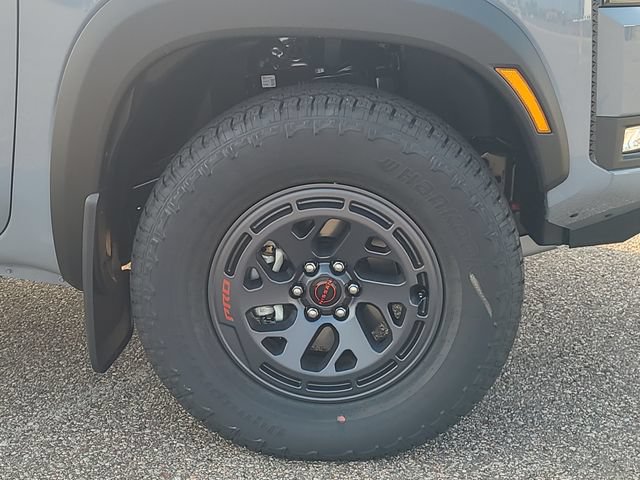 New 2026 Nissan Frontier PRO-4X w/ Tow Package AWD/4WD image 9