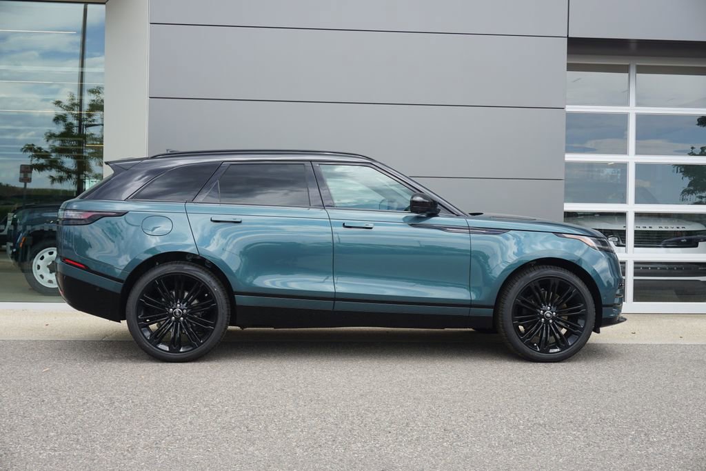 New 2026 Land Rover Range Rover Velar Dynamic SE image 7