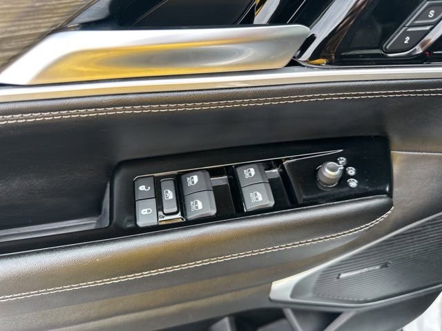 Used 2024 Jeep Wagoneer Series II w/ Flexible Seating Group AWD/4WD image 10