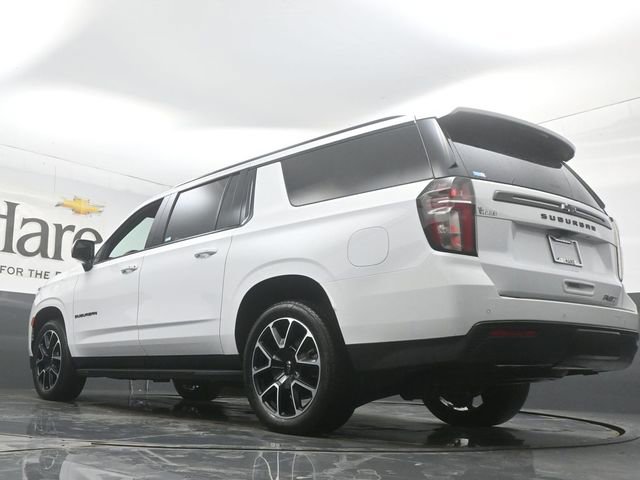 Used 2024 Chevrolet Suburban RST w/ Luxury Package image 5