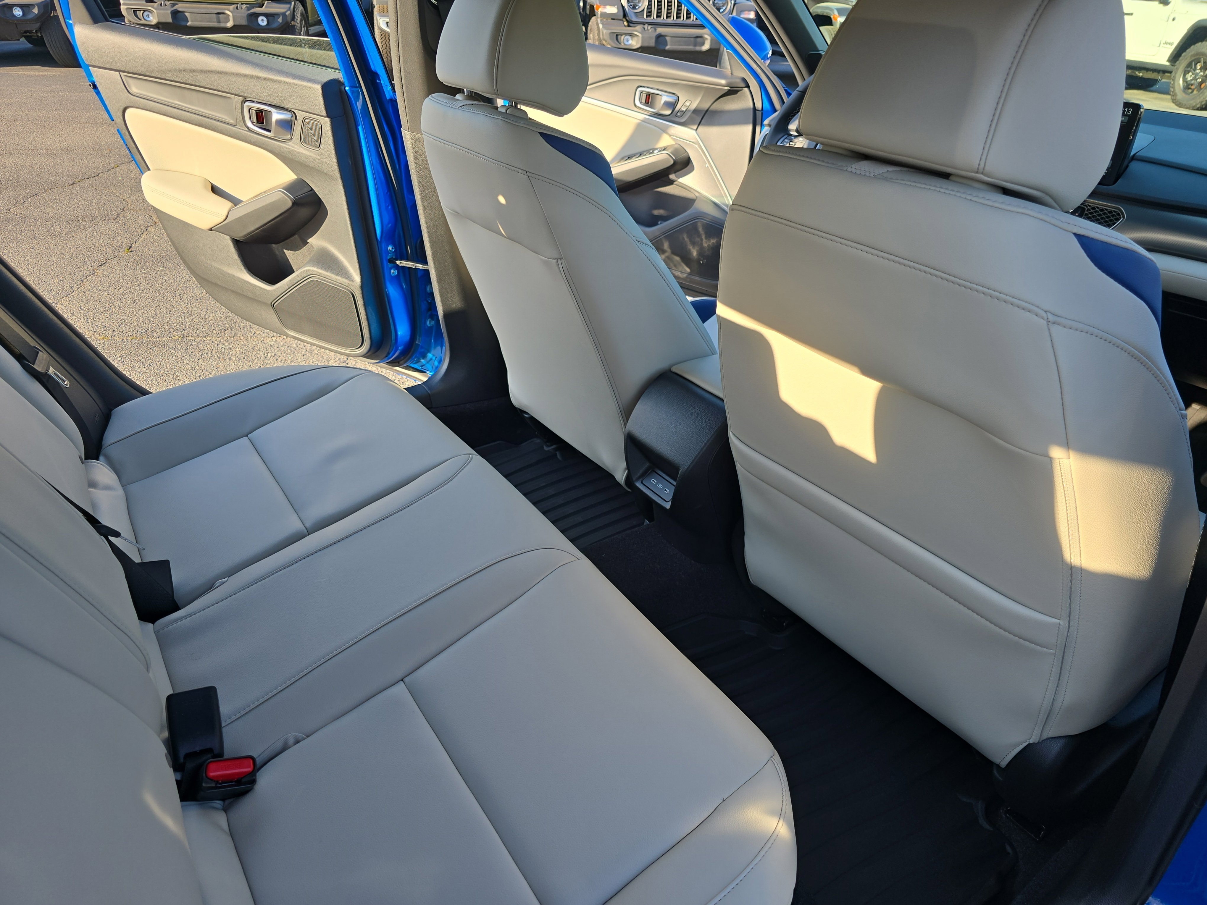 Used 2026 Acura Integra A-Spec image 11