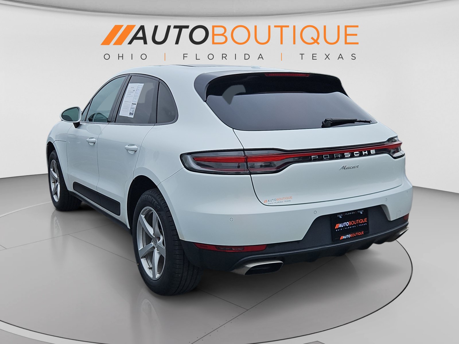 Used 2020 Porsche Macan AWD/4WD image 3