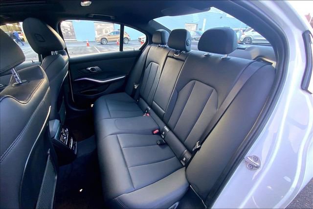 Used 2020 BMW 330i xDrive Sedan w/ Convenience Package image 17