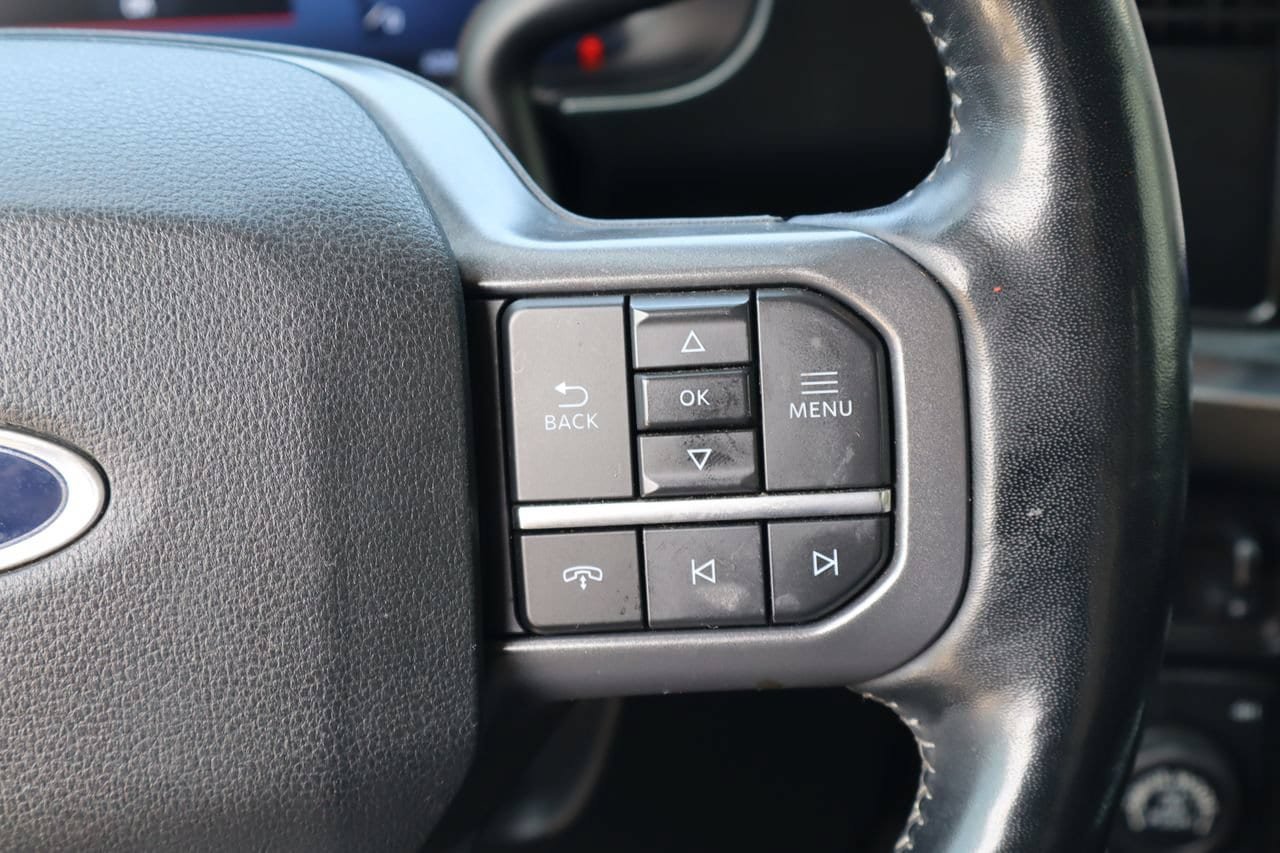 Used 2023 Ford F250 Lariat w/ Tremor Off-Road Package AWD/4WD image 13