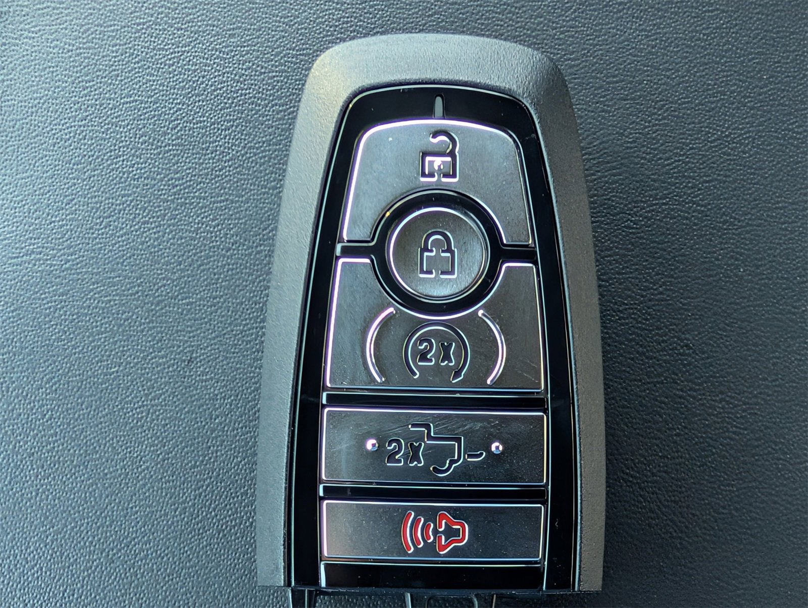 New 2025 Ford F150 Platinum w/ FX4 Off-Road Package image 28