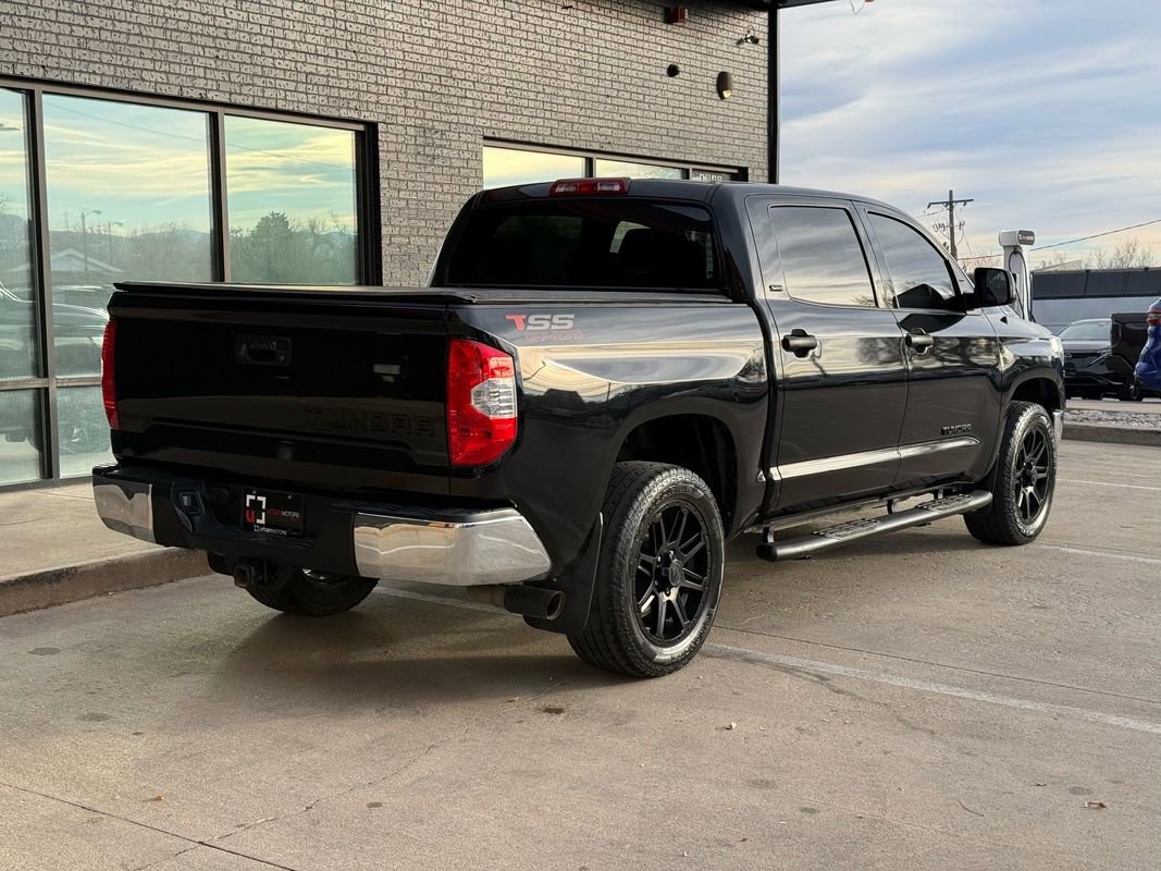 Used 2018 Toyota Tundra SR5 w/ SR5 Upgrade Package image 14