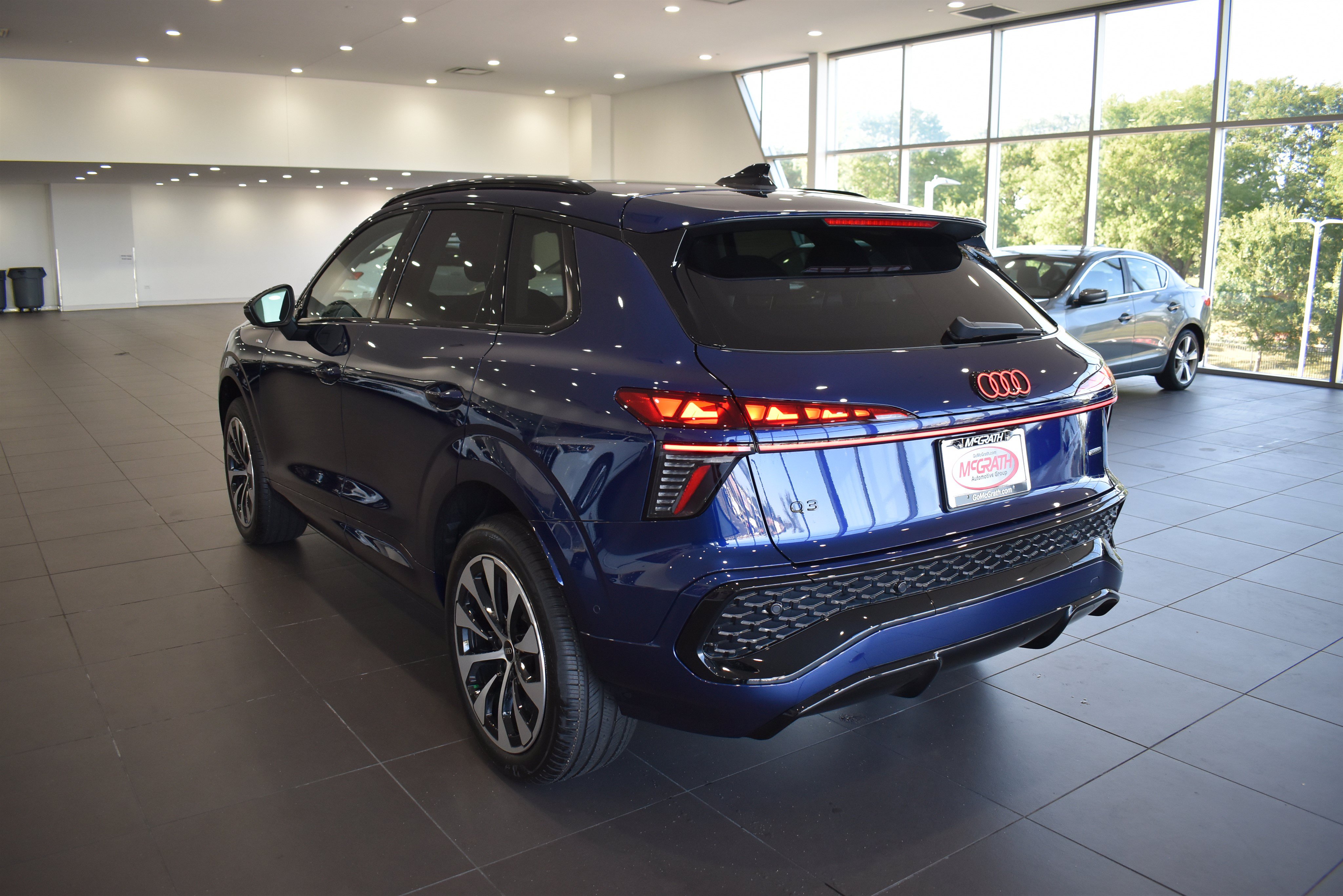 New 2026 Audi Q3 quattro 2.0T AWD/4WD image 5