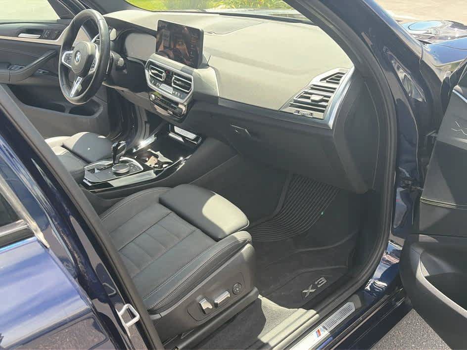 Used 2023 BMW X3 xDrive30i w/ M Sport Package AWD/4WD image 3